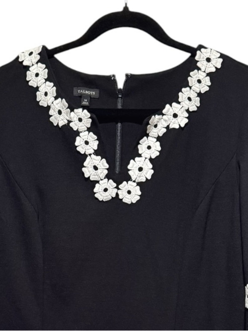 Talbots Sz 14 Embroidered Floral Black Flounce Bell Sleeve Shift Dress Classic - Picture 3 of 8